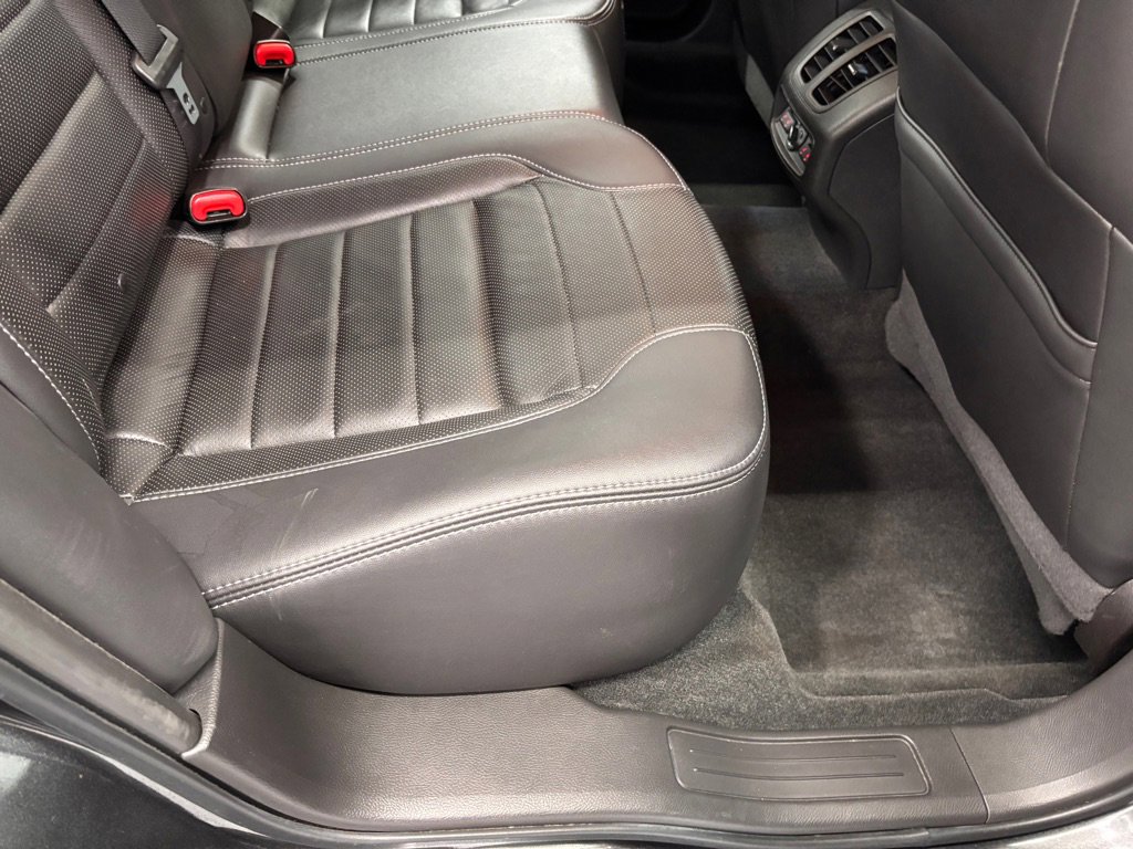Used 2018 Ford Taurus SHO AWD/4WD image 24