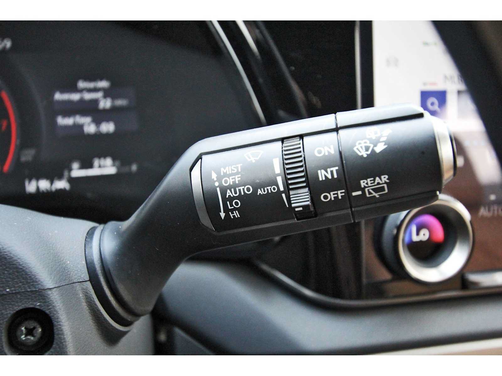 Used 2025 Lexus RX 350 Premium w/ Accessory Package (Z1) FWD image 18
