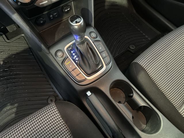 Used 2019 Hyundai Kona SEL image 26