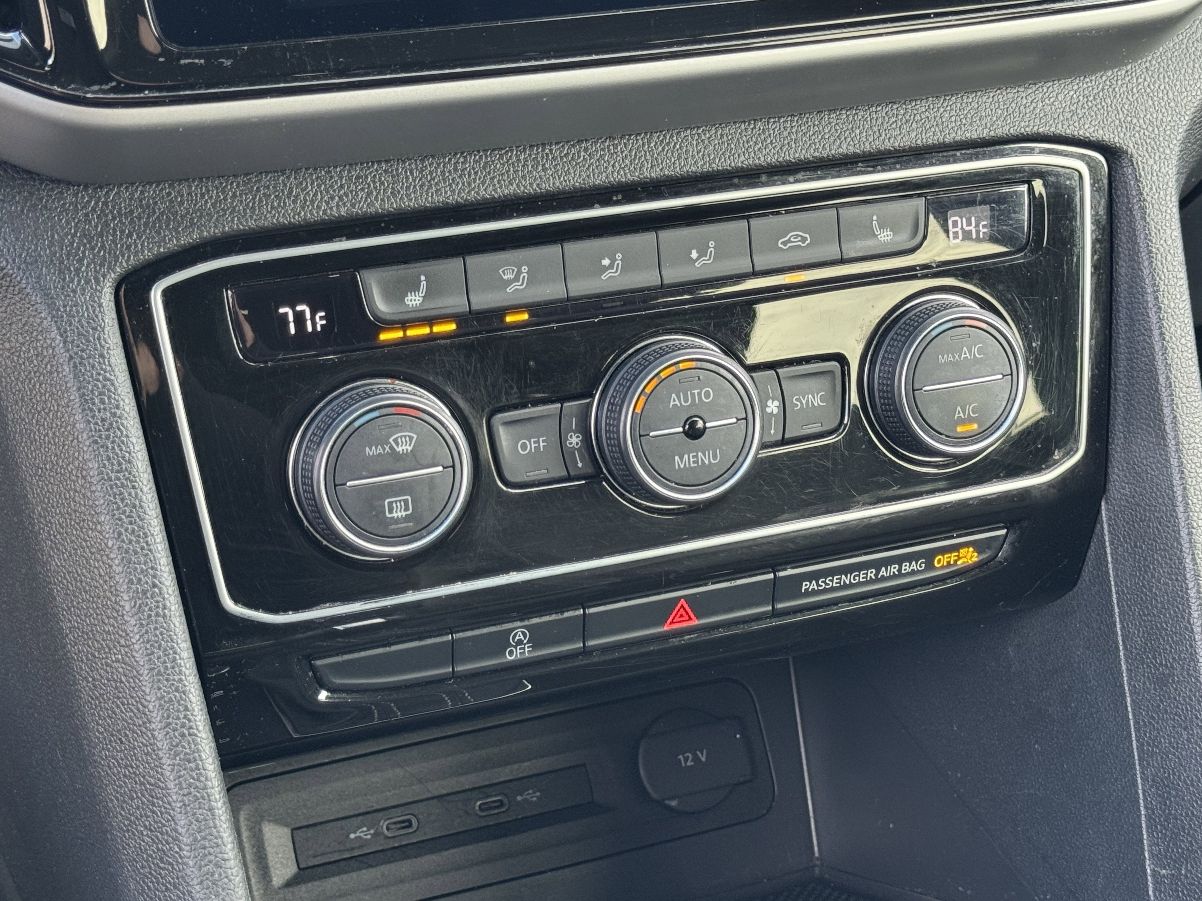 Certified 2023 Volkswagen Atlas Cross Sport SE w/ Black Wheel Package image 28