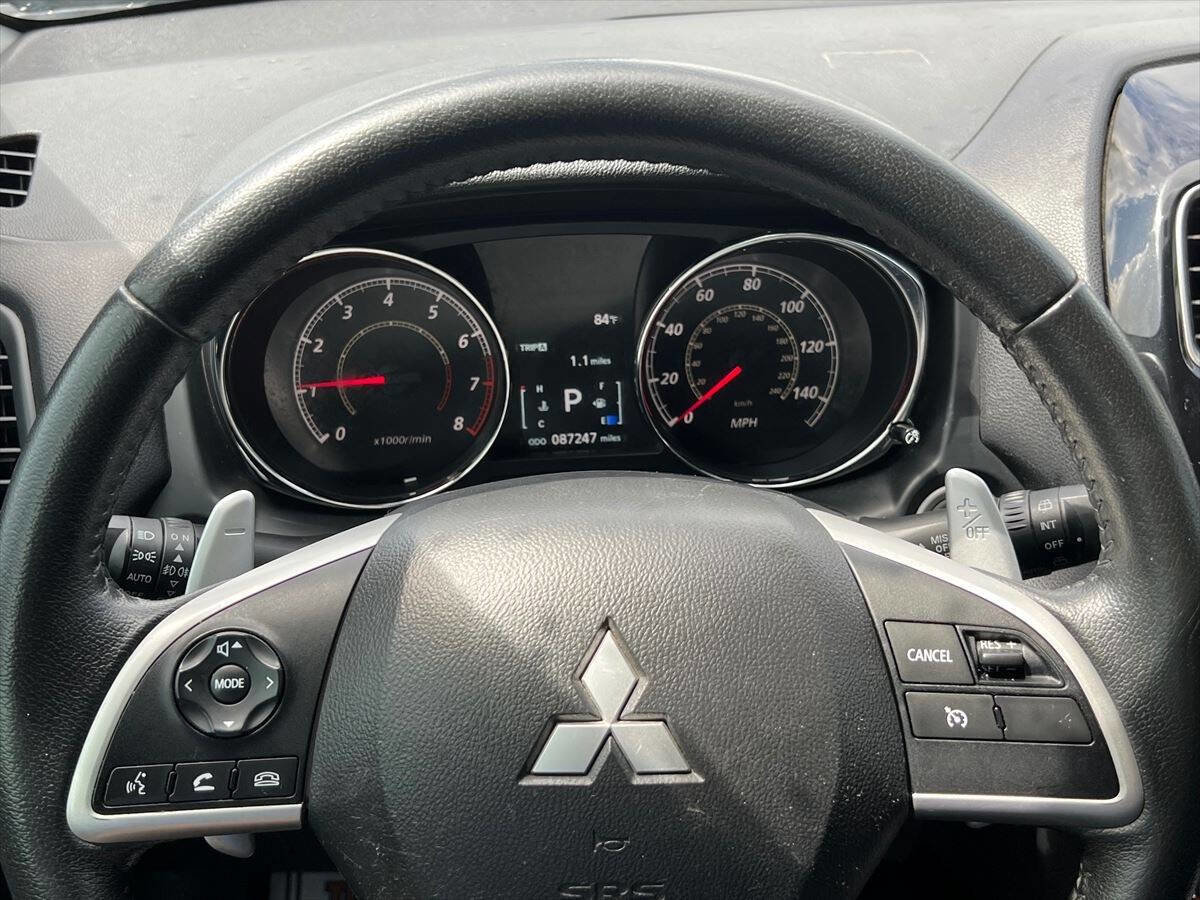 Used 2015 Mitsubishi Outlander Sport SE image 11