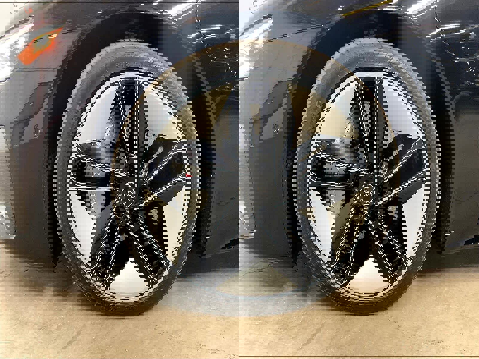 Used 2024 Audi RS e-tron GT w/ Ceramic Brake Package image 11