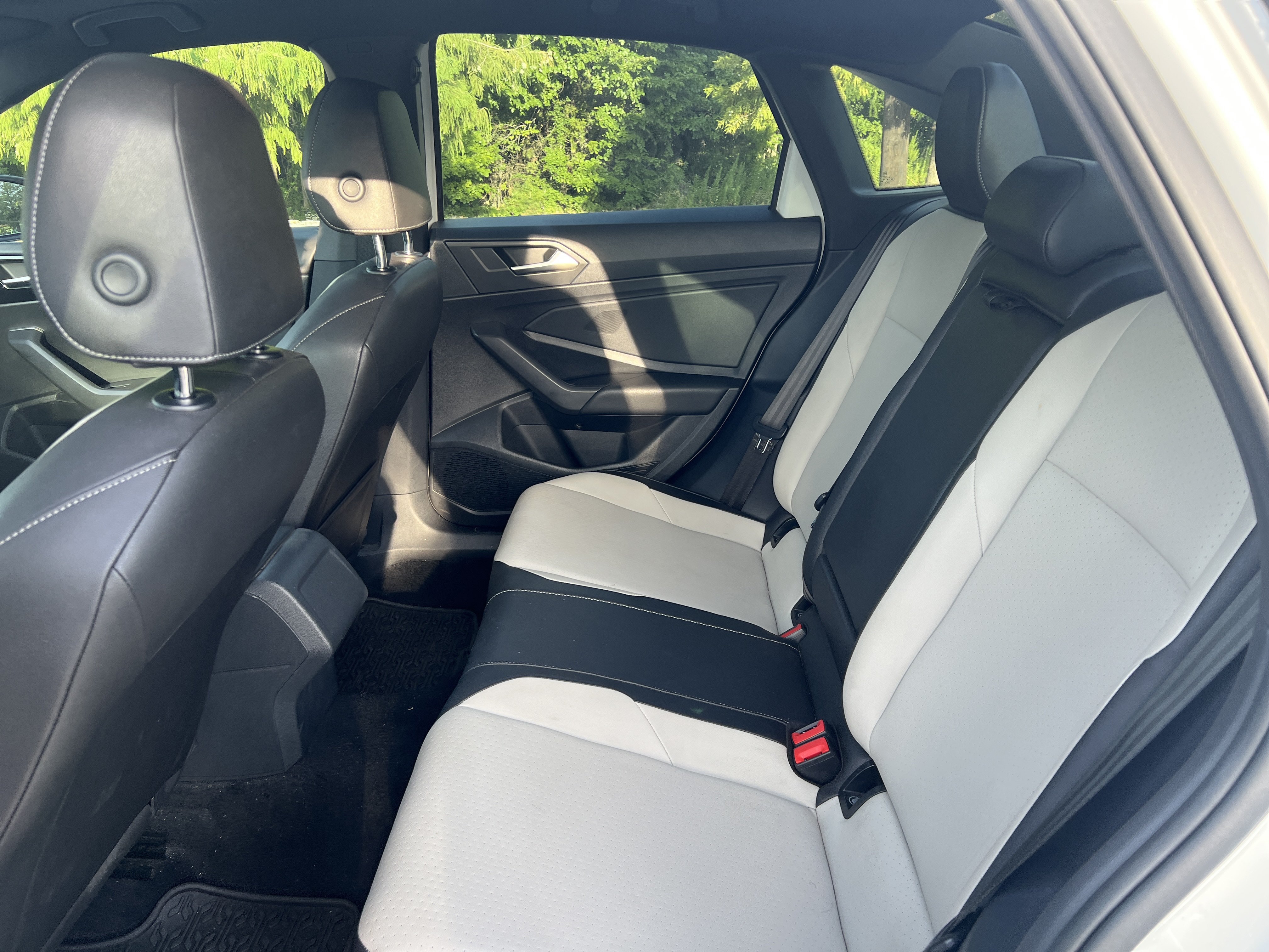 Used 2019 Volkswagen Jetta R-Line FWD image 28