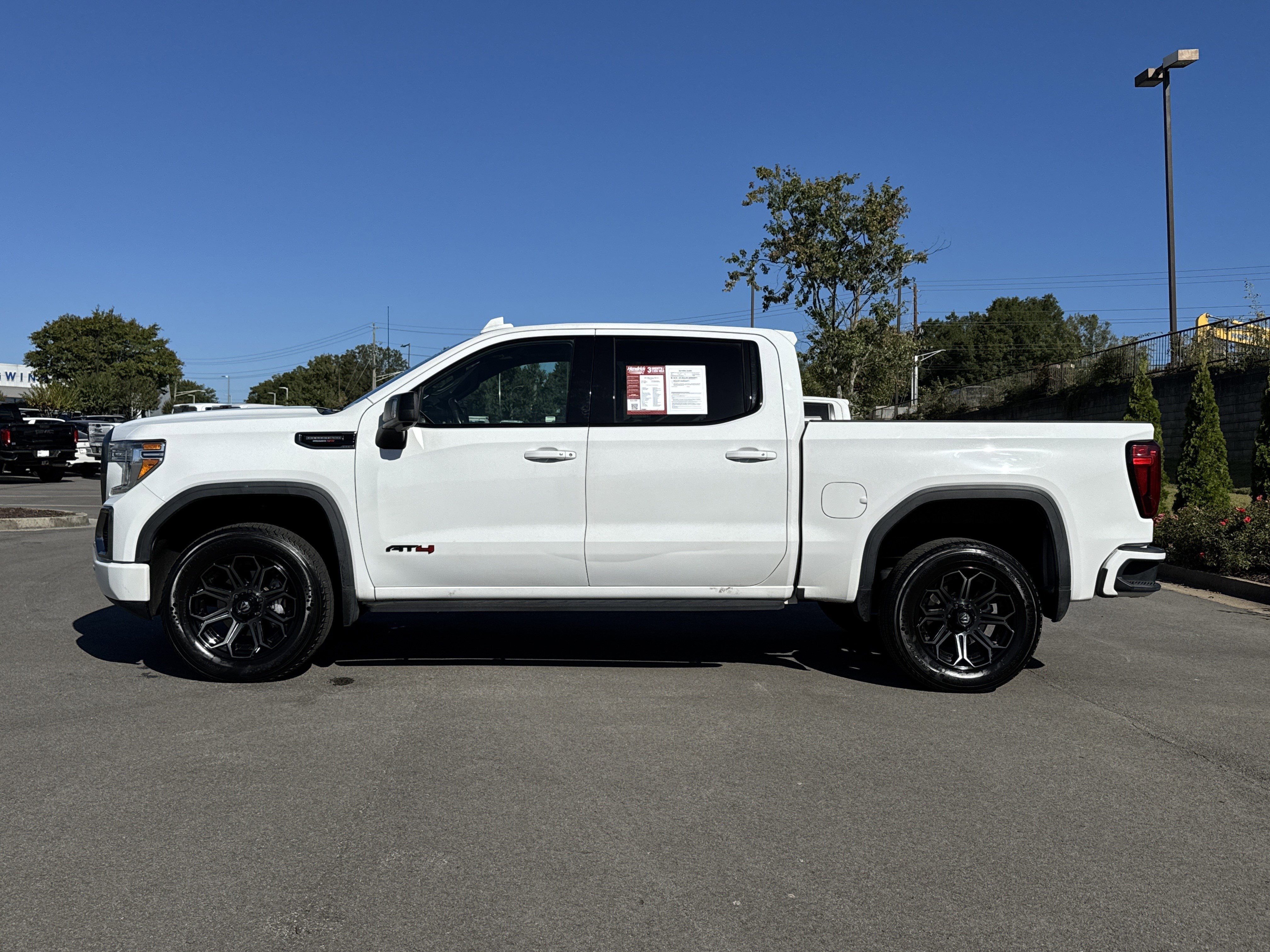 Used 2021 GMC Sierra 1500 AT4 w/ AT4 Premium Package image 7