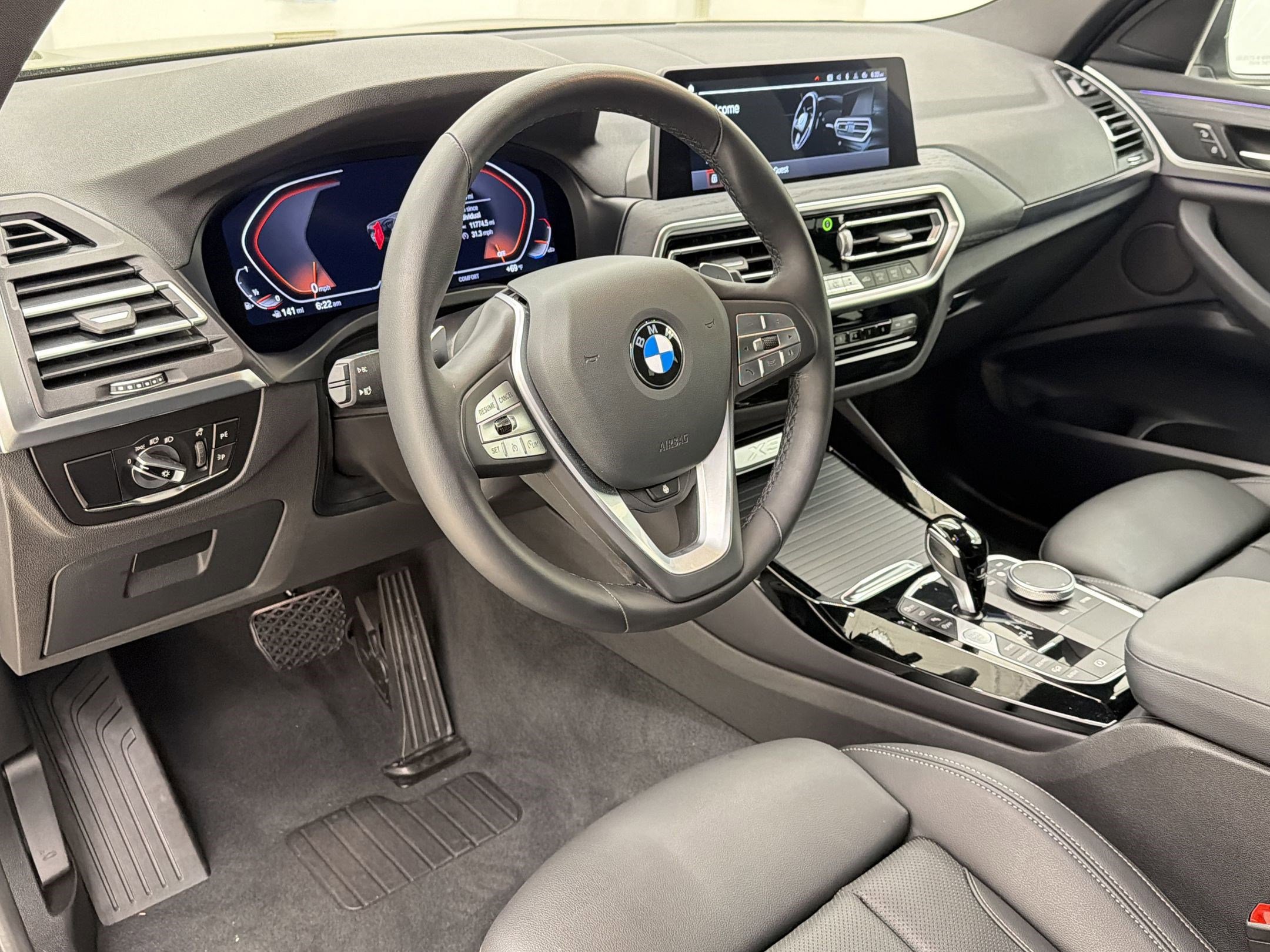 Certified 2024 BMW X3 xDrive30i w/ Convenience Package image 4