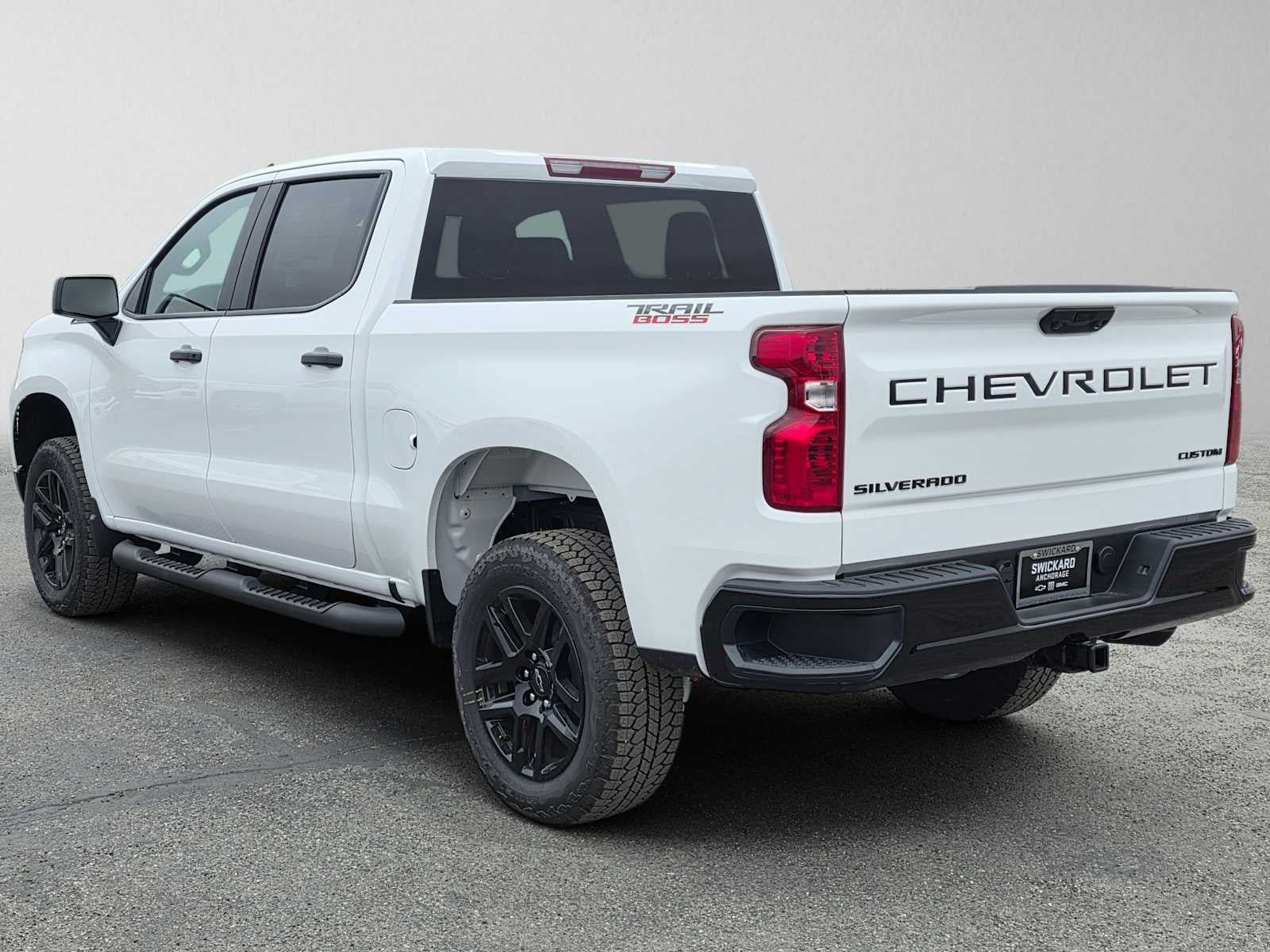 New 2026 Chevrolet Silverado 1500 Custom Trail Boss w/ Turbomax Blackout Package AWD/4WD image 5