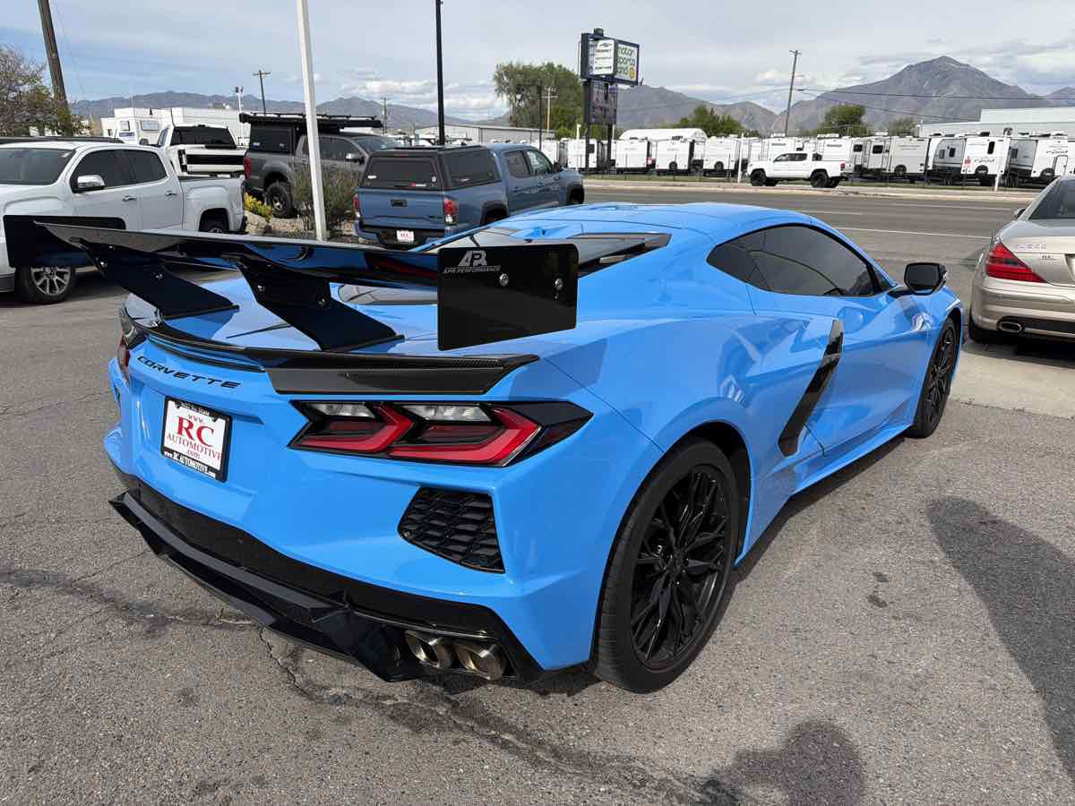 Used 2023 Chevrolet Corvette Stingray Premium Cpe w/ Z51 Performance Package RWD image 5