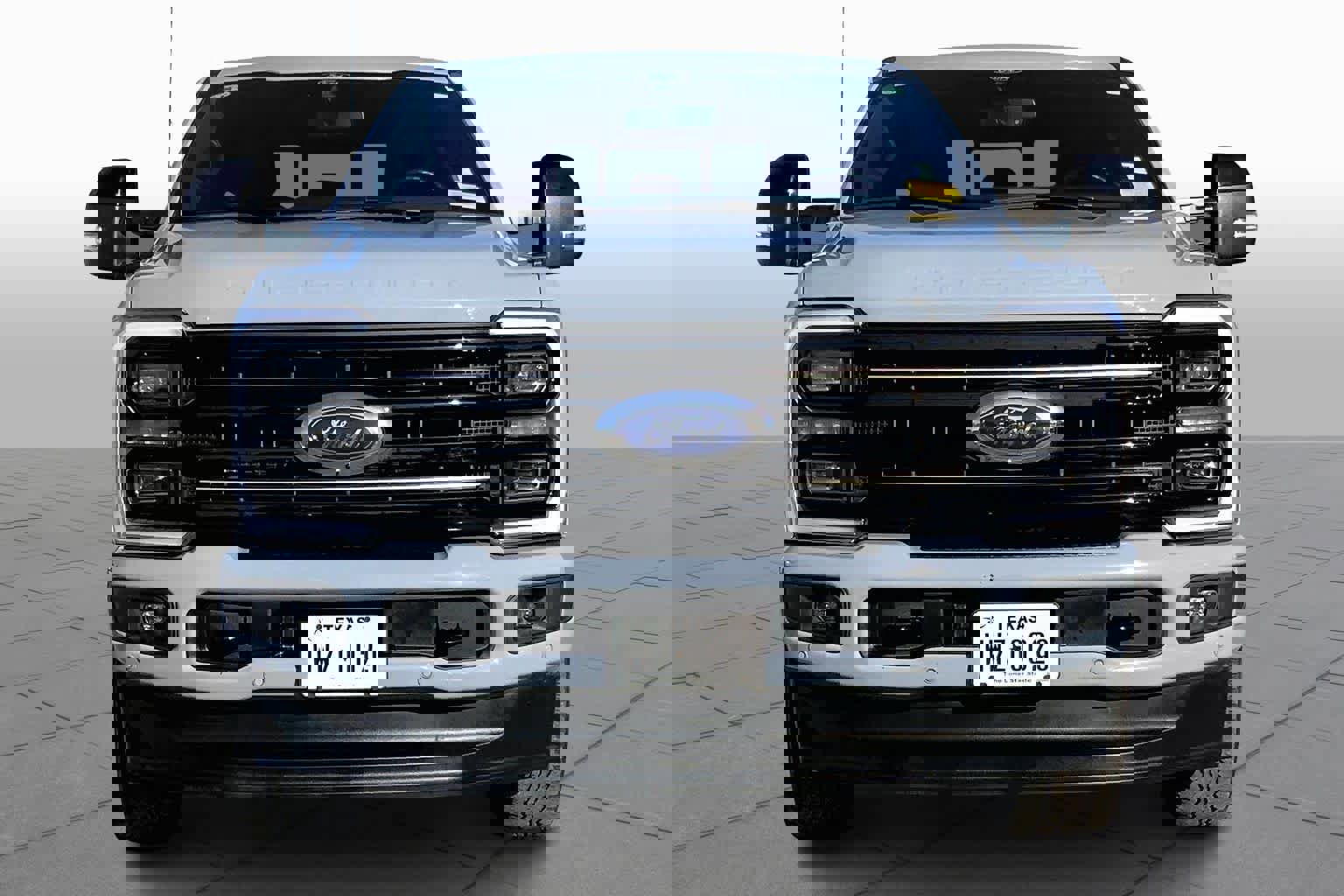 Certified 2025 Ford F250 Platinum image 4