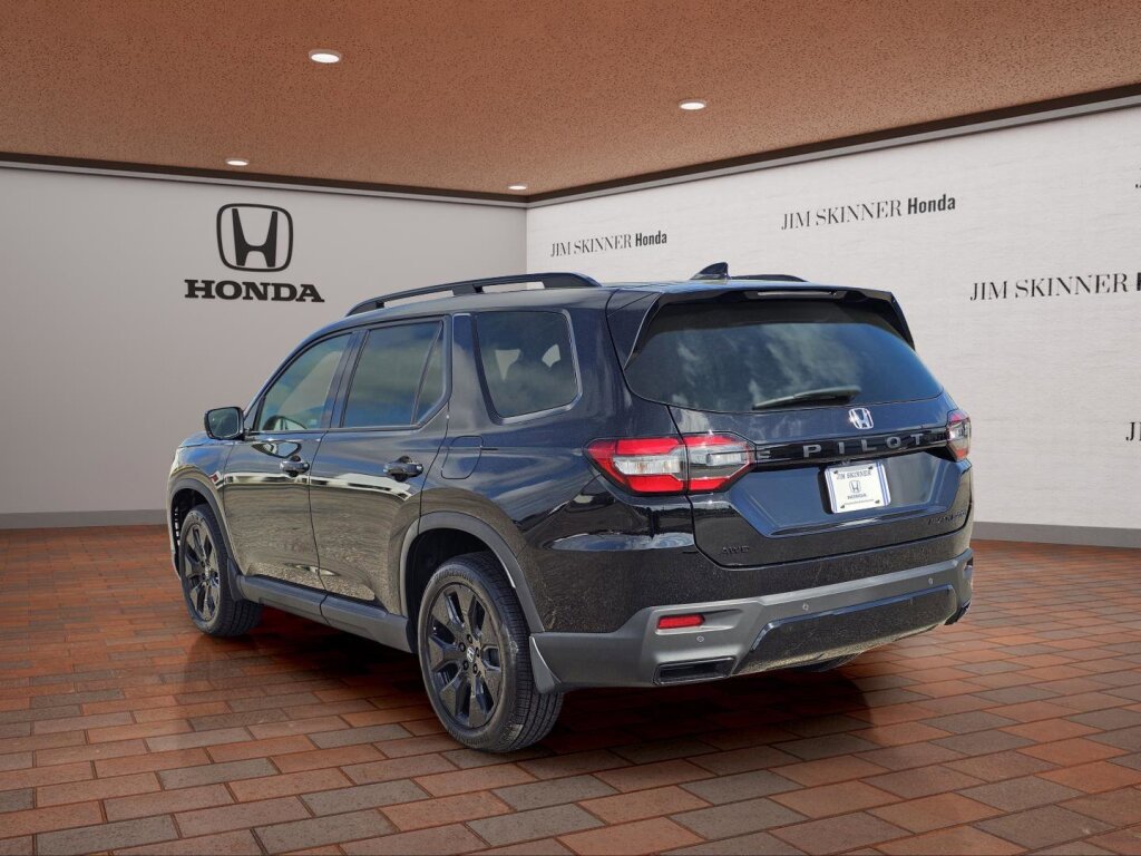 New 2026 Honda Pilot Black Edition image 13