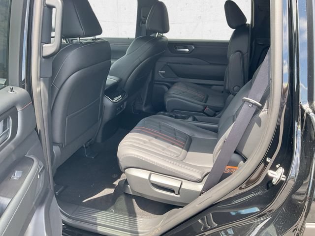 New 2026 Nissan Armada PRO-4X w/ Captain's Chari Seat Package AWD/4WD image 15