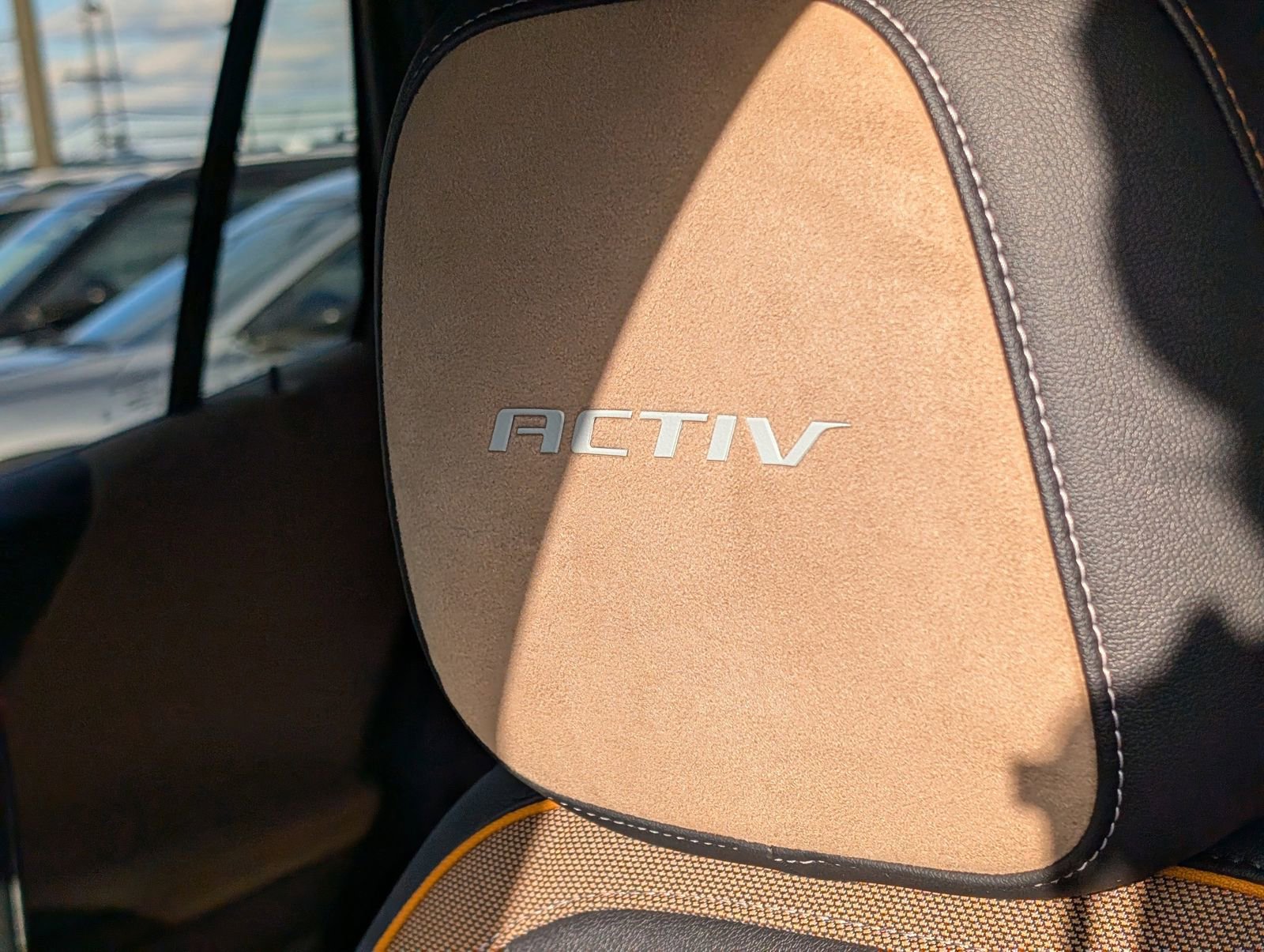 New 2026 Chevrolet Equinox ACTIV w/ Safety and Technology Package image 18