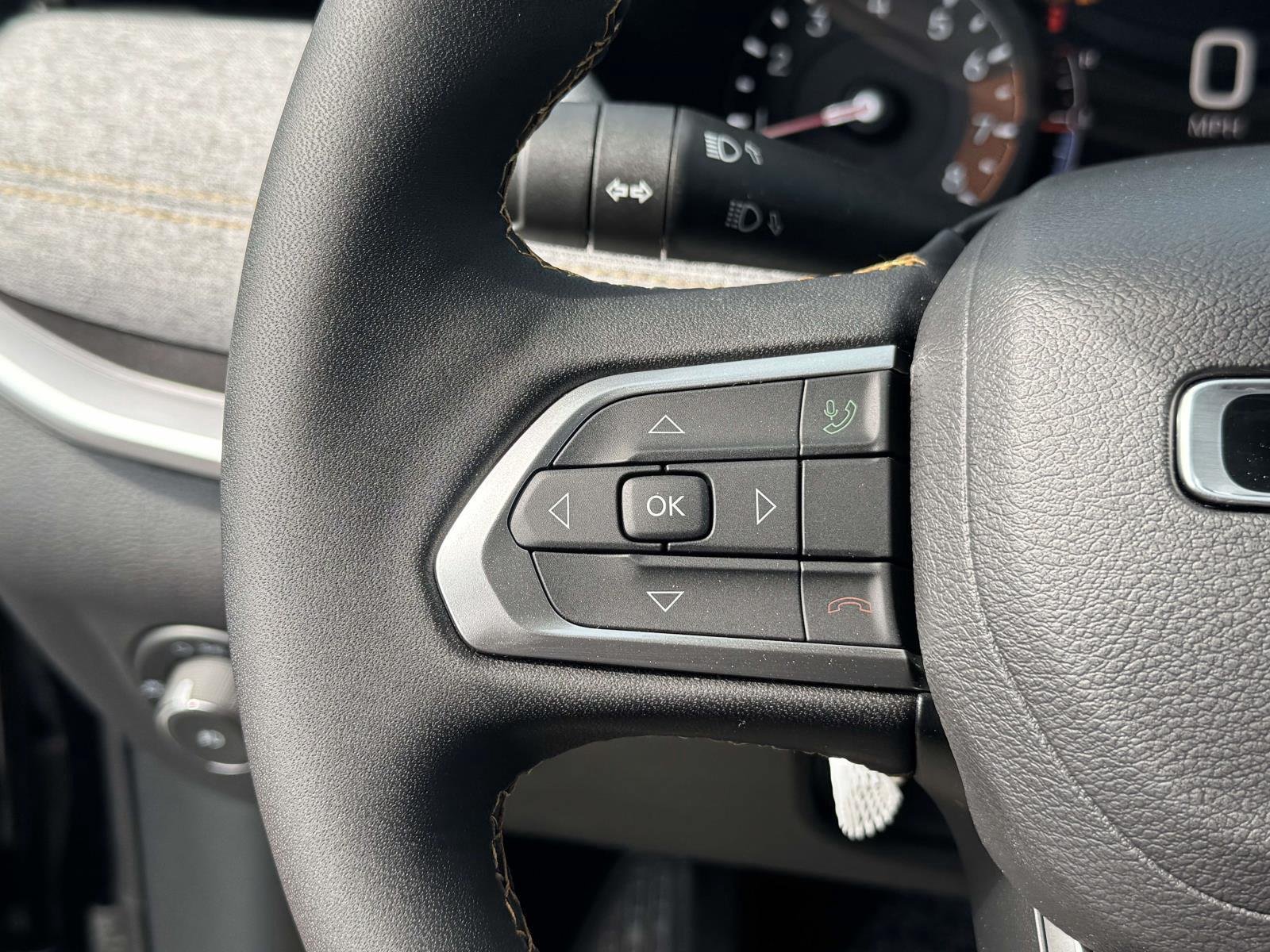 New 2026 Jeep Compass Latitude AWD/4WD image 10