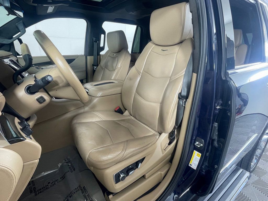Used 2018 Cadillac Escalade Platinum image 23
