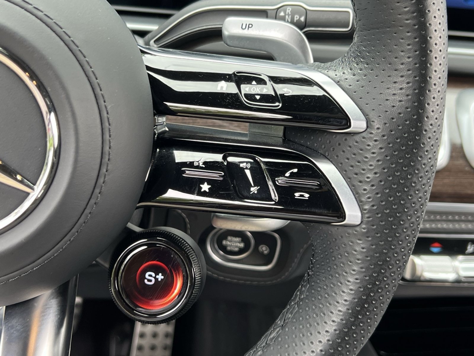 Certified 2024 Mercedes-Benz GLE 53 AMG 4MATIC image 39