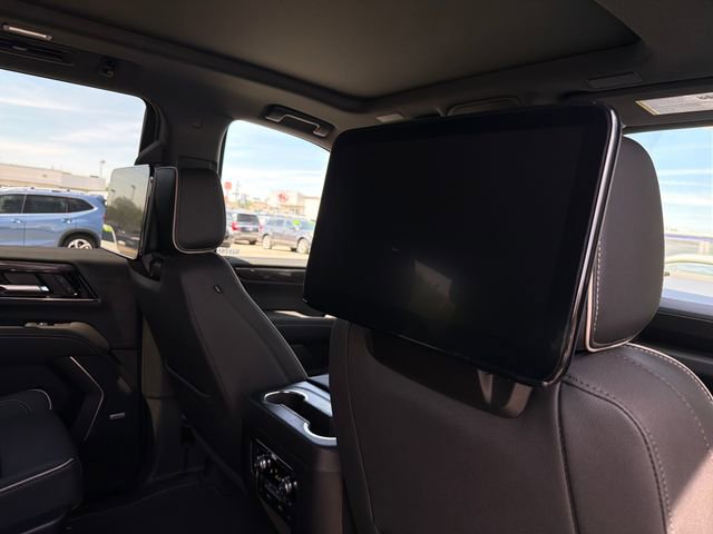 New 2026 GMC Yukon Elevation image 24