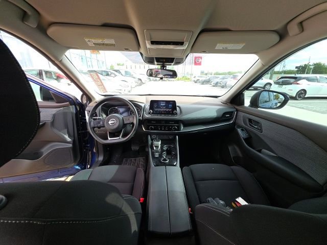 Used 2023 Nissan Rogue S image 25