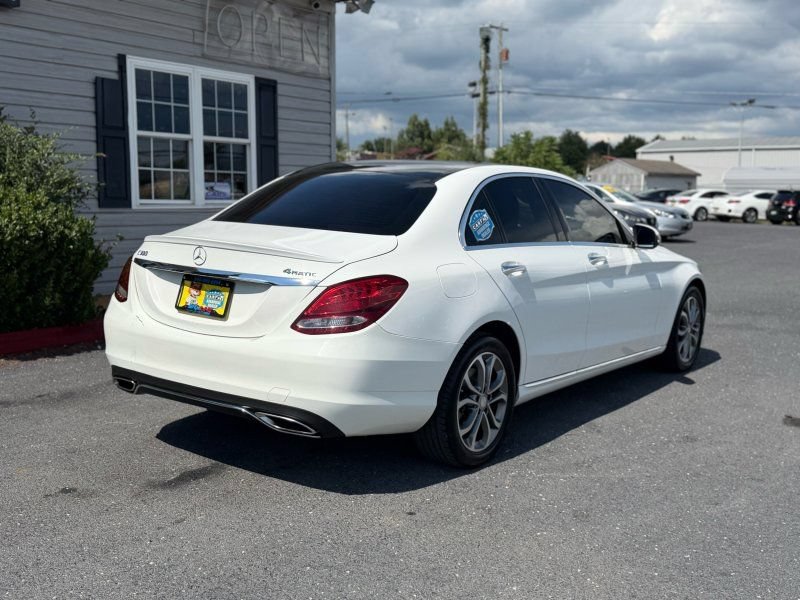 Used 2016 Mercedes-Benz C 300 4MATIC Sedan image 5