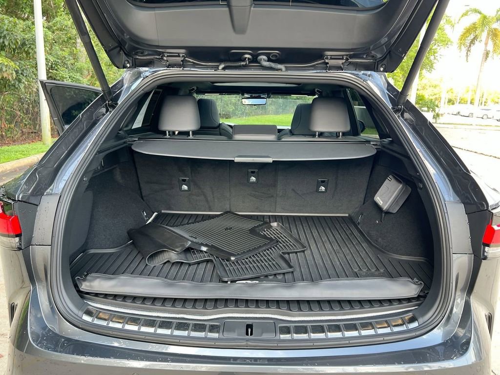 Certified 2025 Lexus RX 500h F Sport w/ Convenience Package image 21