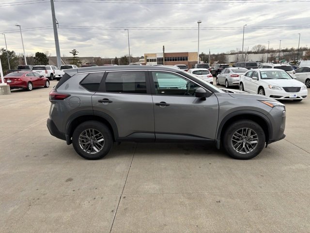 Used 2021 Nissan Rogue S image 4