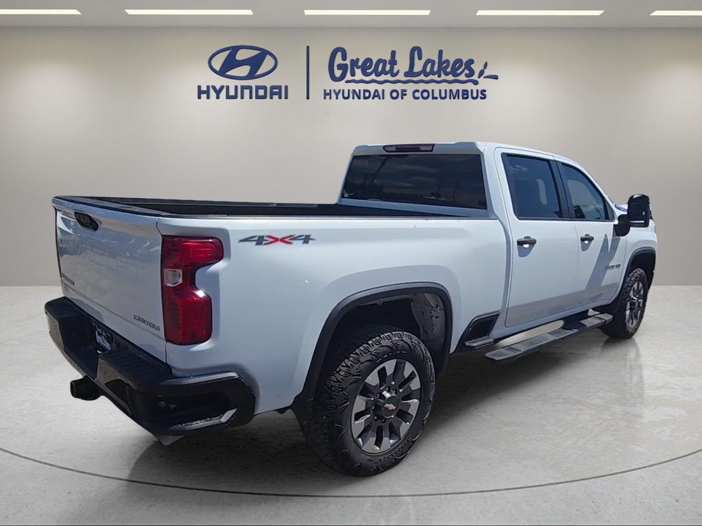 Used 2022 Chevrolet Silverado 2500 Custom w/ Custom Value Package AWD/4WD image 5