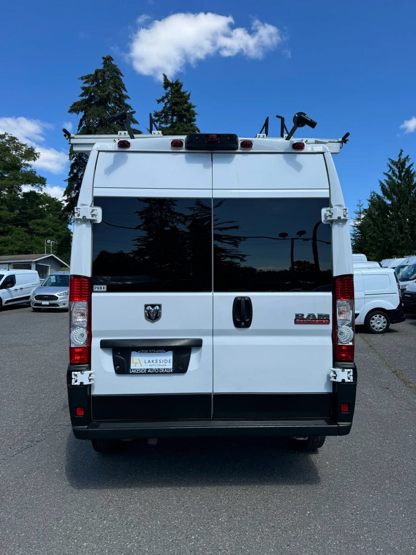 Used 2021 RAM ProMaster 2500 FWD image 6