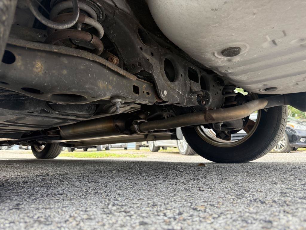 Used 2013 Toyota RAV4 XLE FWD image 35