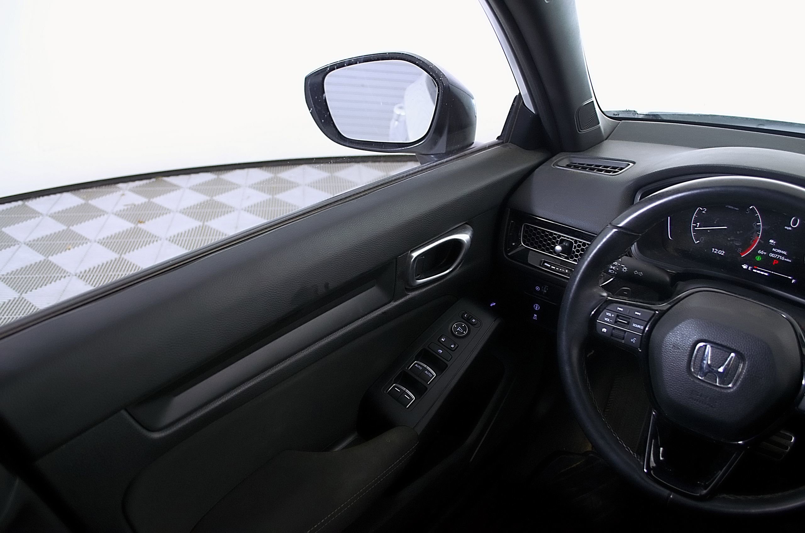 Used 2023 Honda Civic Sport image 26