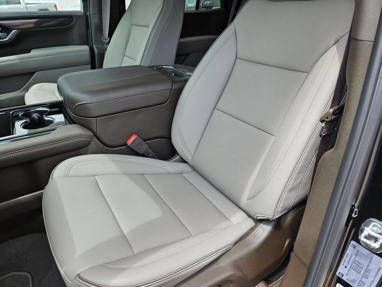 New 2026 GMC Yukon Elevation AWD/4WD image 22