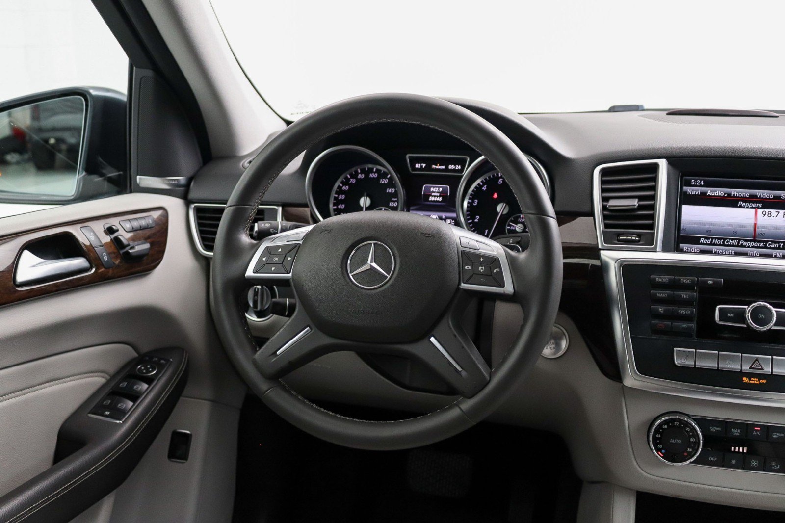 Used 2013 Mercedes-Benz ML 350 2WD image 20