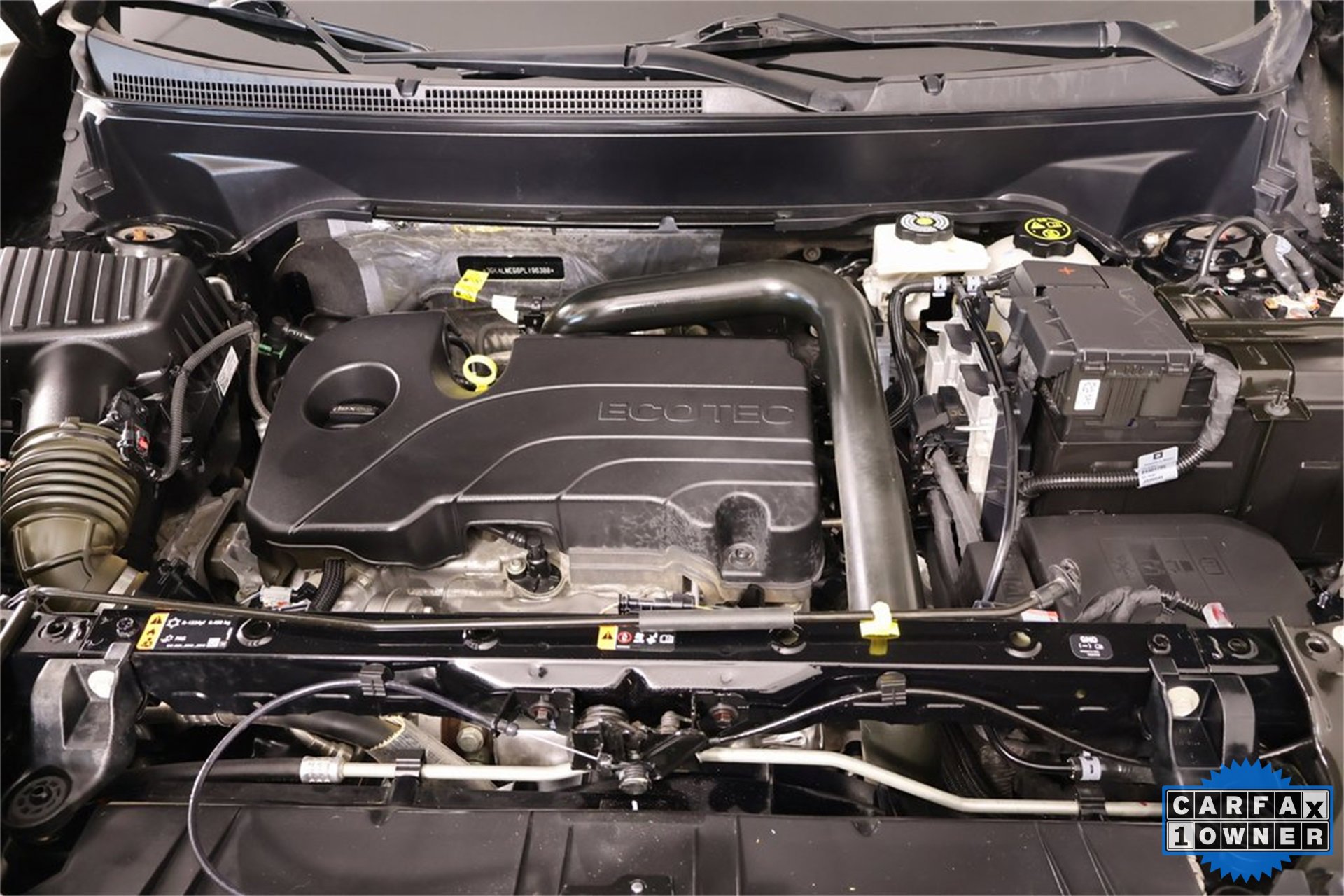 Used 2023 GMC Terrain SLE w/ Elevation Edition image 18