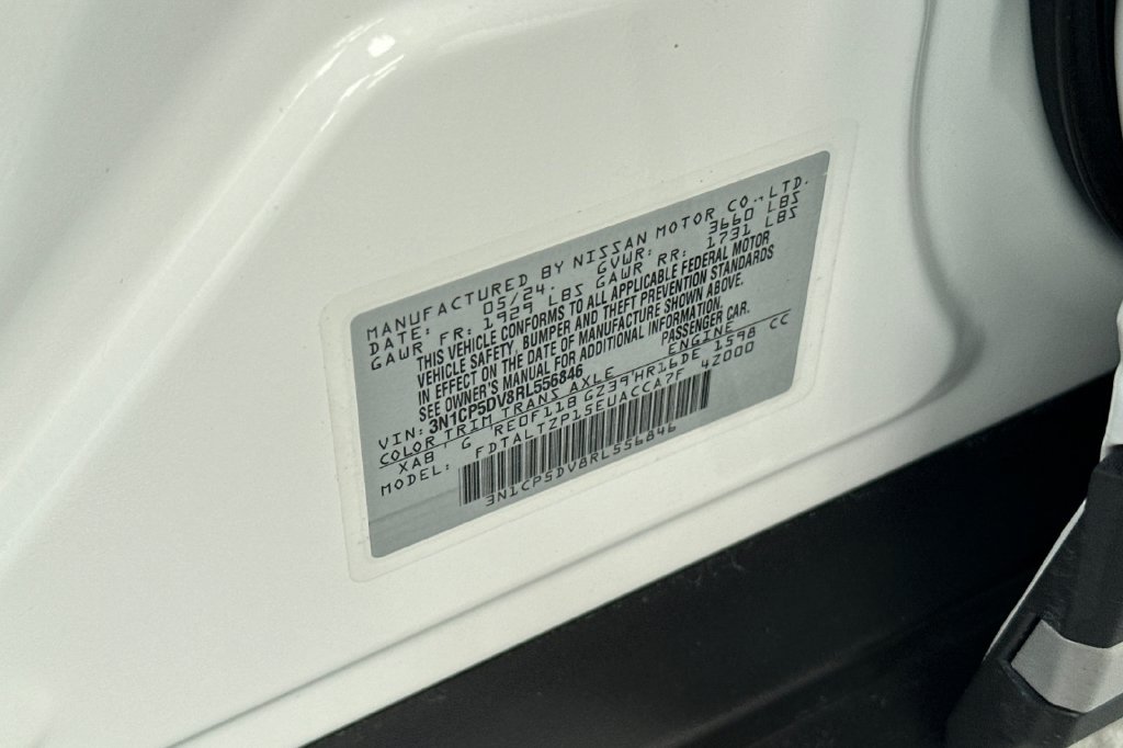 Certified 2025 Nissan Kicks SV w/ Illumination Package FWD image 28