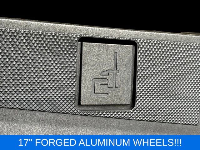 Used 2023 Ford F150 Raptor AWD/4WD image 9