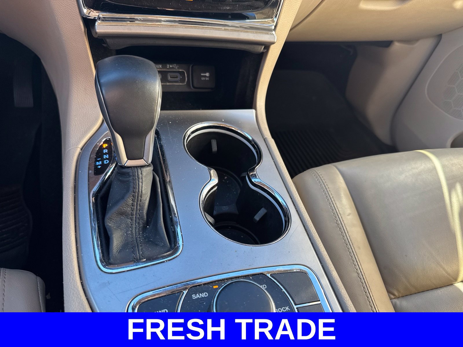 Used 2019 Jeep Grand Cherokee Limited AWD/4WD image 11