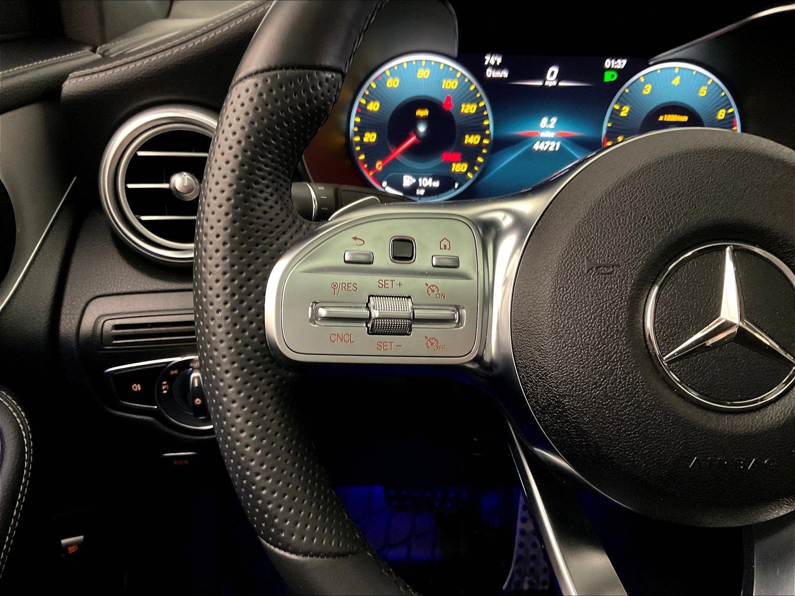 Certified 2023 Mercedes-Benz GLC 300 4MATIC Coupe image 11