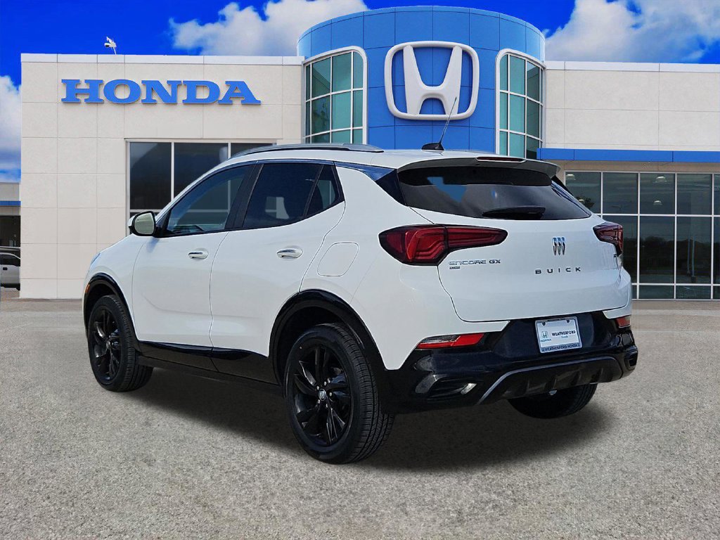 Used 2024 Buick Encore GX Sport Touring AWD/4WD image 5