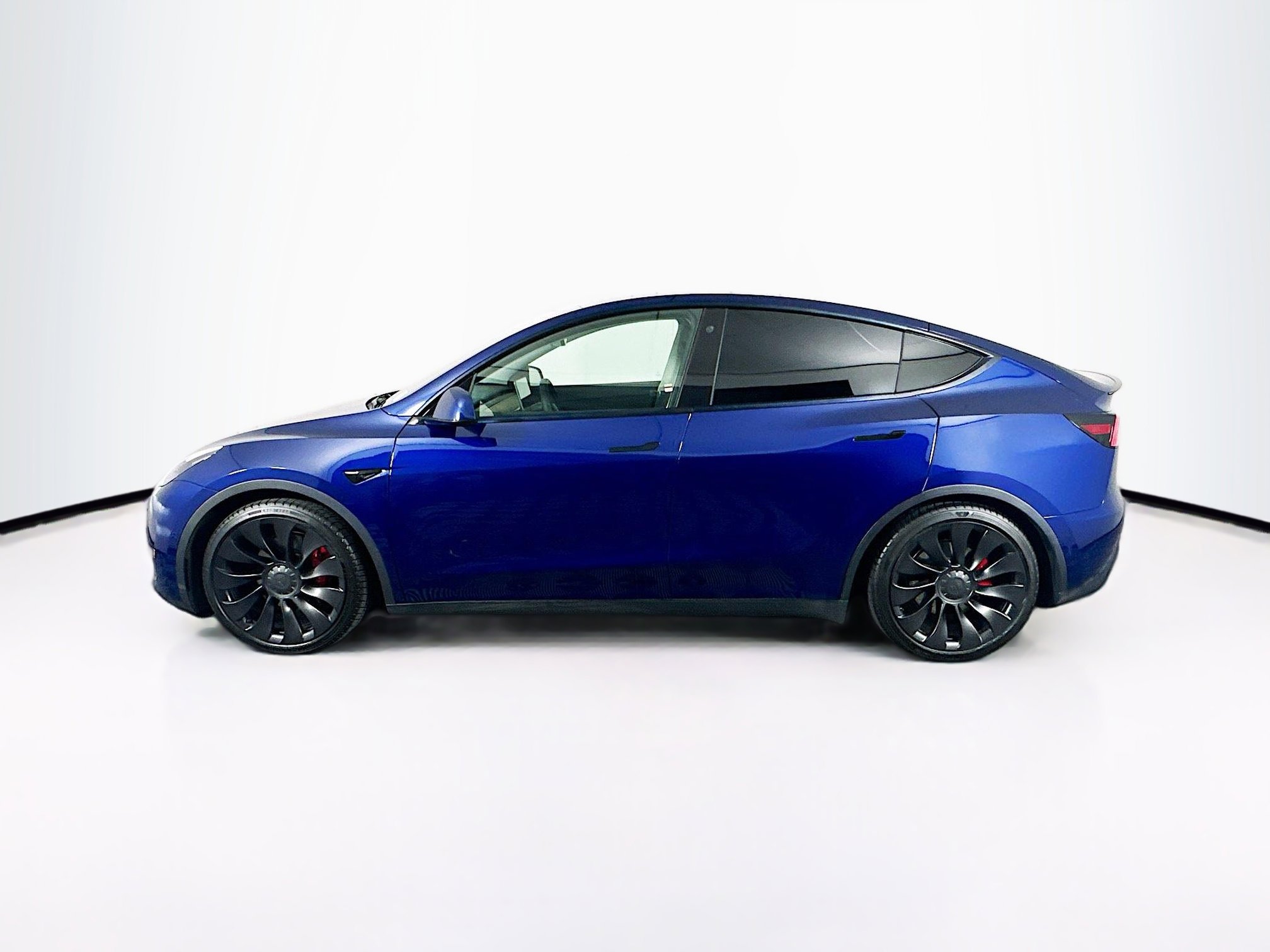 Used 2022 Tesla Model Y Performance image 4