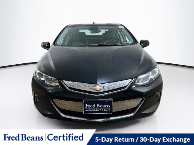 Used 2017 Chevrolet Volt LT FWD image 2