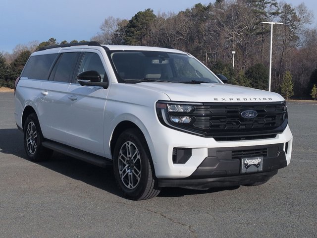 Certified 2025 Ford Expedition Max Active image 2