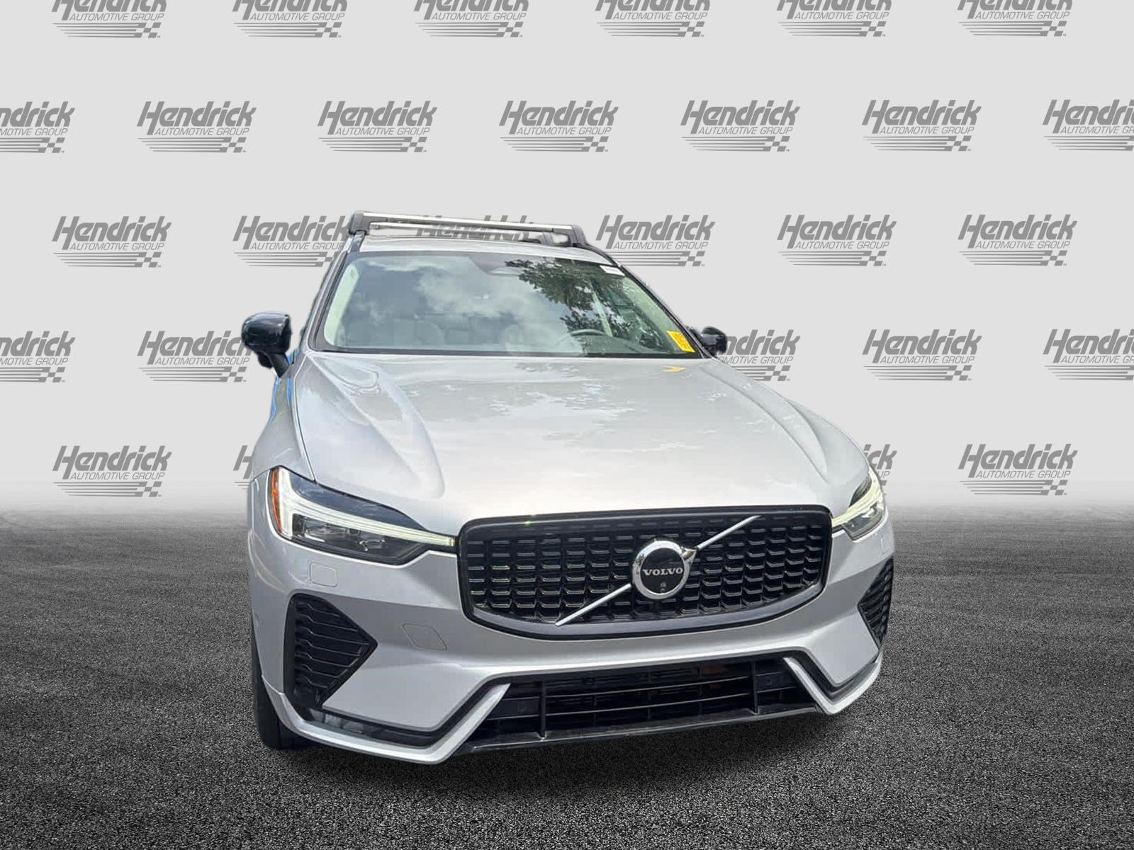 Used 2024 Volvo XC60 B5 Plus w/ Protection Package Premier AWD/4WD image 5