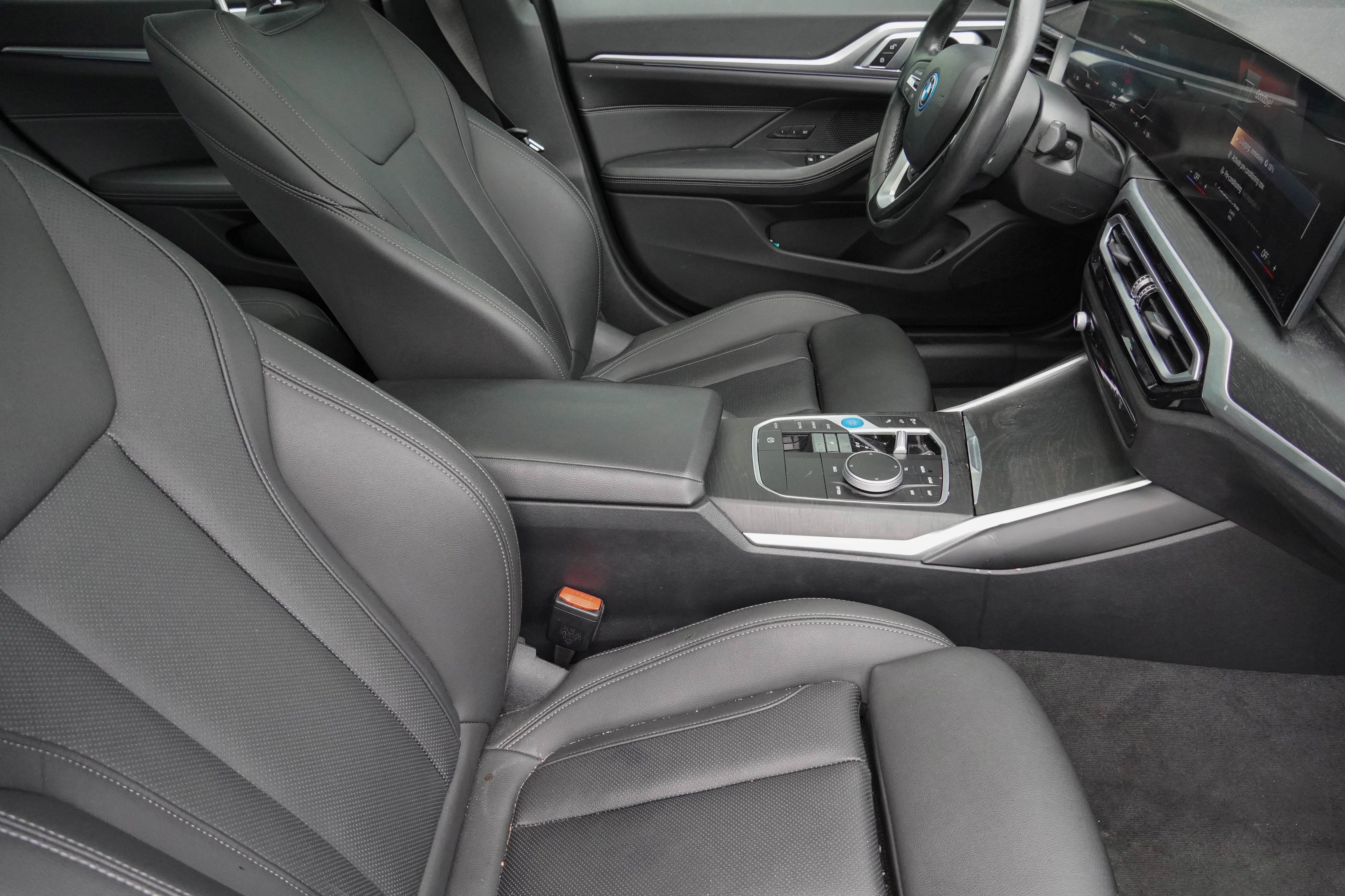 Certified 2023 BMW i4 eDrive40 w/ Premium Package RWD image 9