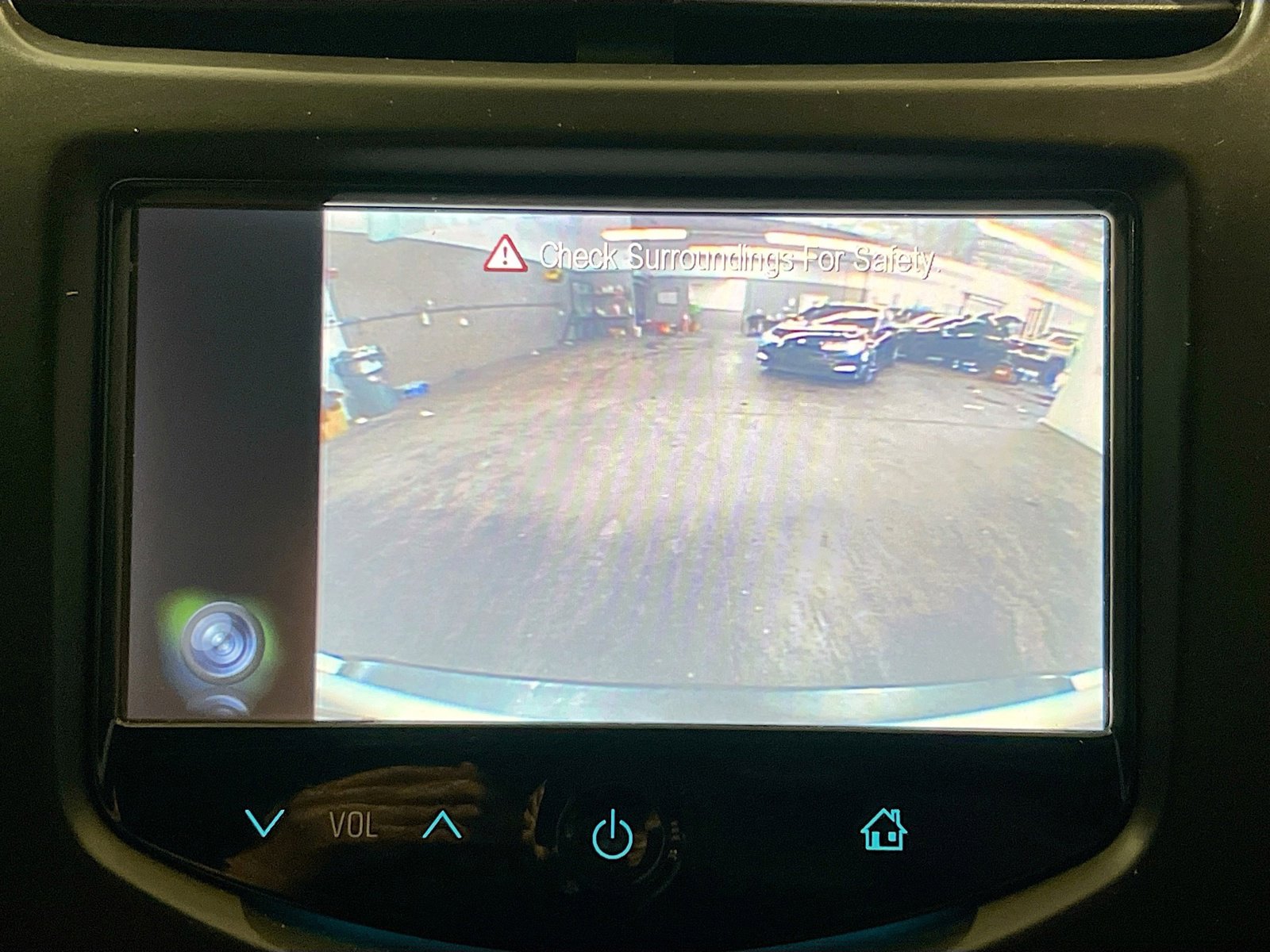 Used 2016 Chevrolet Trax LT w/ LT Sun and Sound Package FWD image 9
