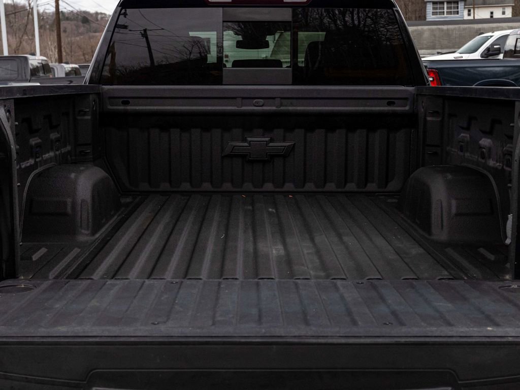 Used 2022 Chevrolet Silverado 1500 LTZ image 34