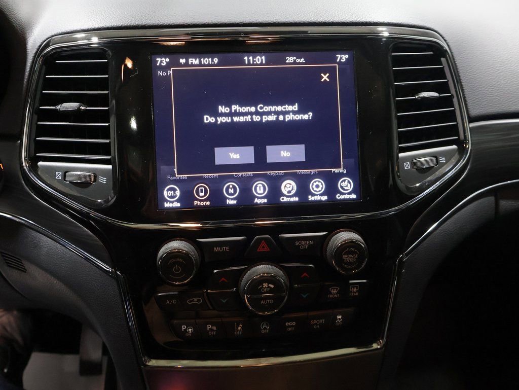 Certified 2021 Jeep Grand Cherokee Limited w/ Luxury Group II image 30