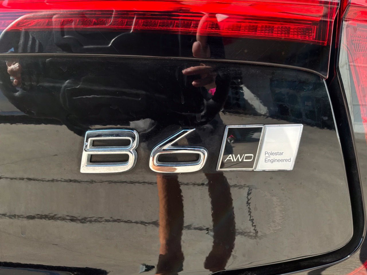 Used 2022 Volvo S90 B6 Inscription w/ Advanced Package AWD/4WD image 10