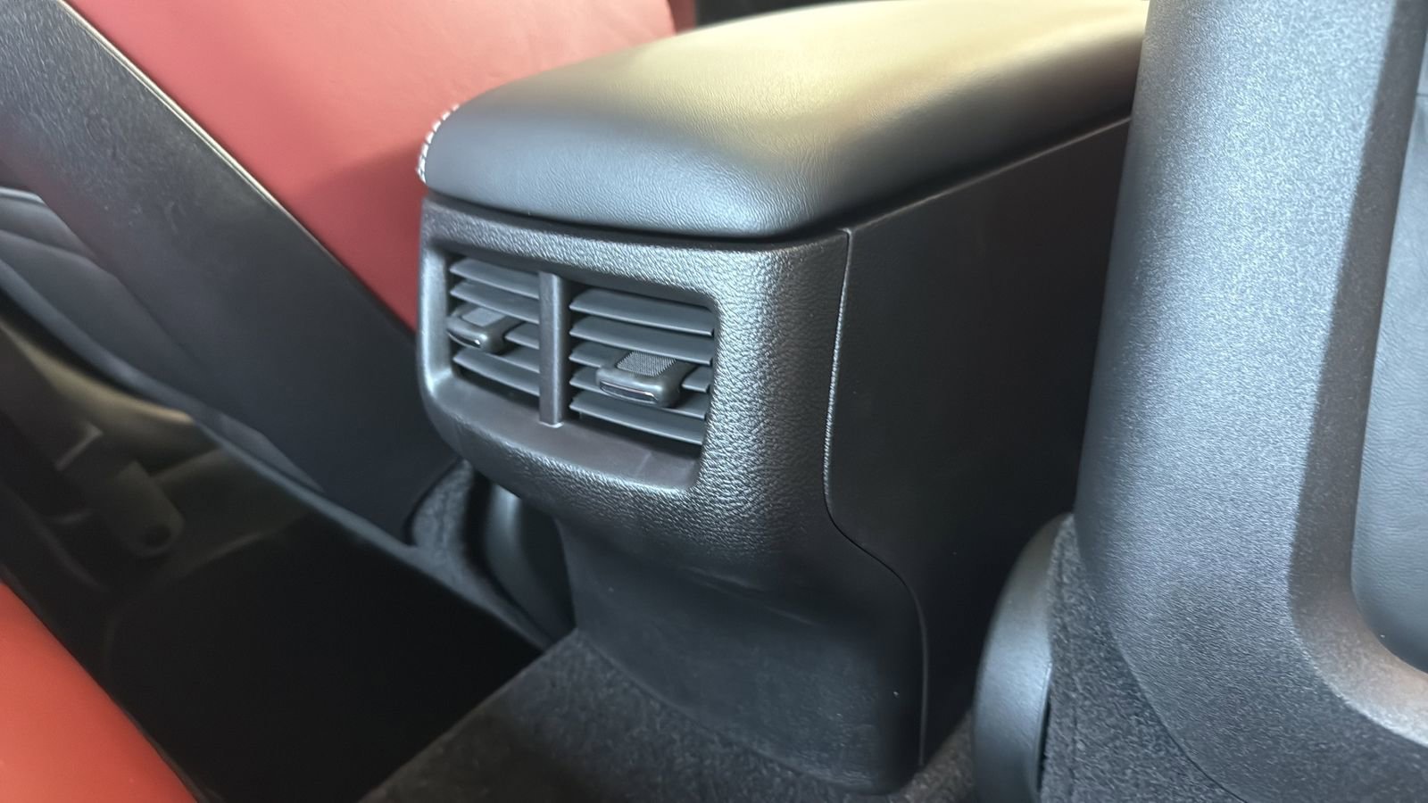 Used 2023 Dodge Challenger SRT Hellcat RWD image 27