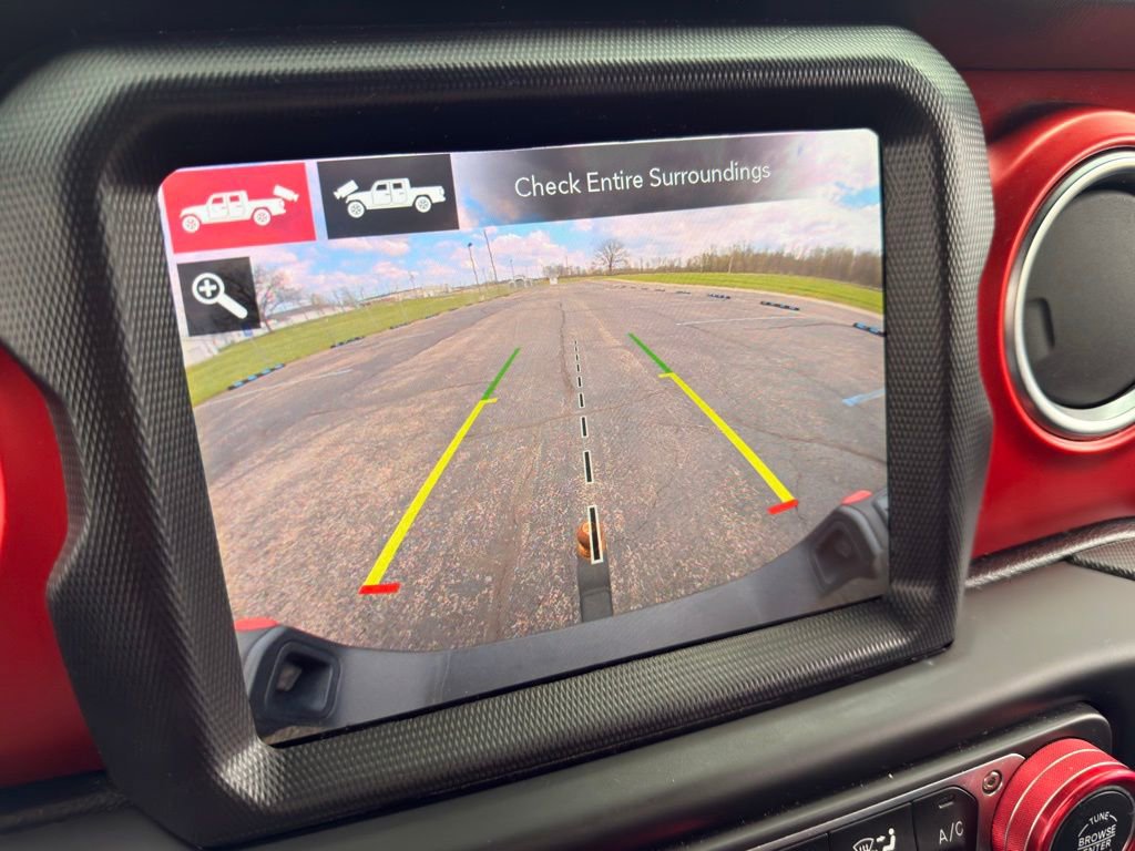 Used 2020 Jeep Gladiator Rubicon w/ Advanced Safety Group image 6