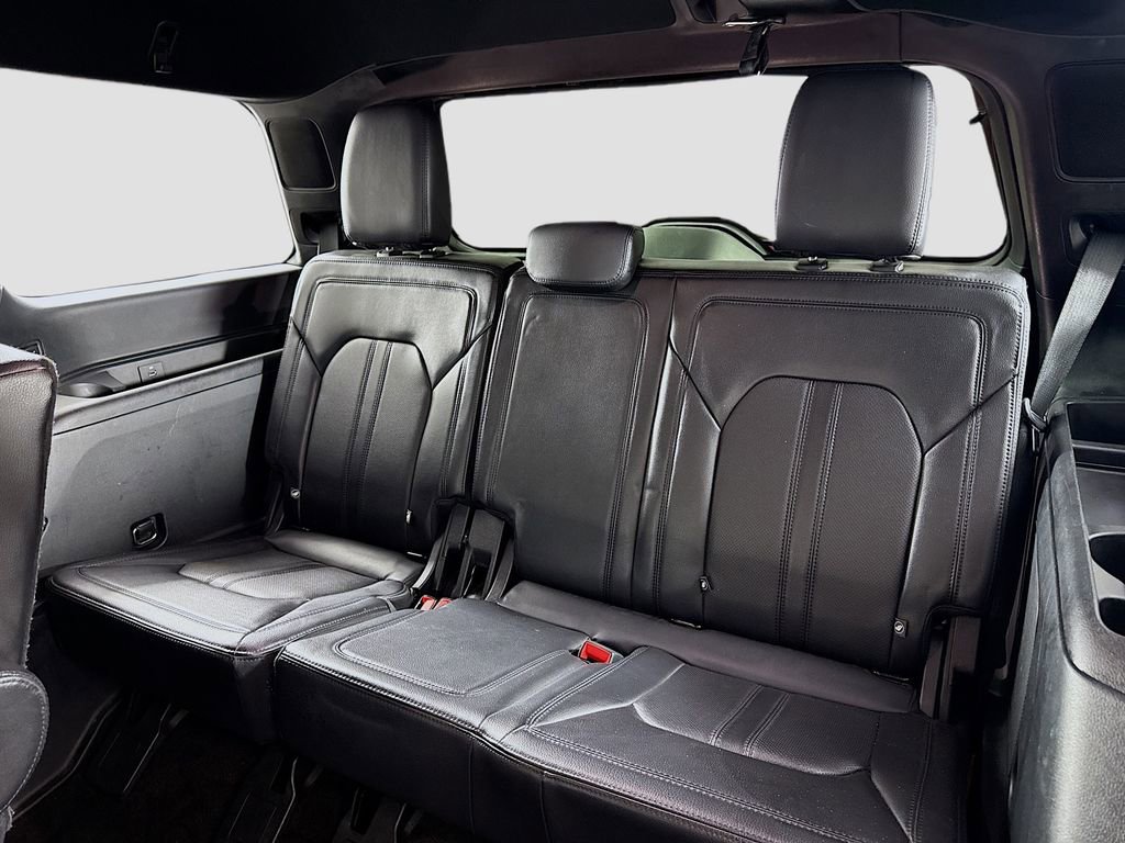 Used 2021 Ford Expedition Limited image 13