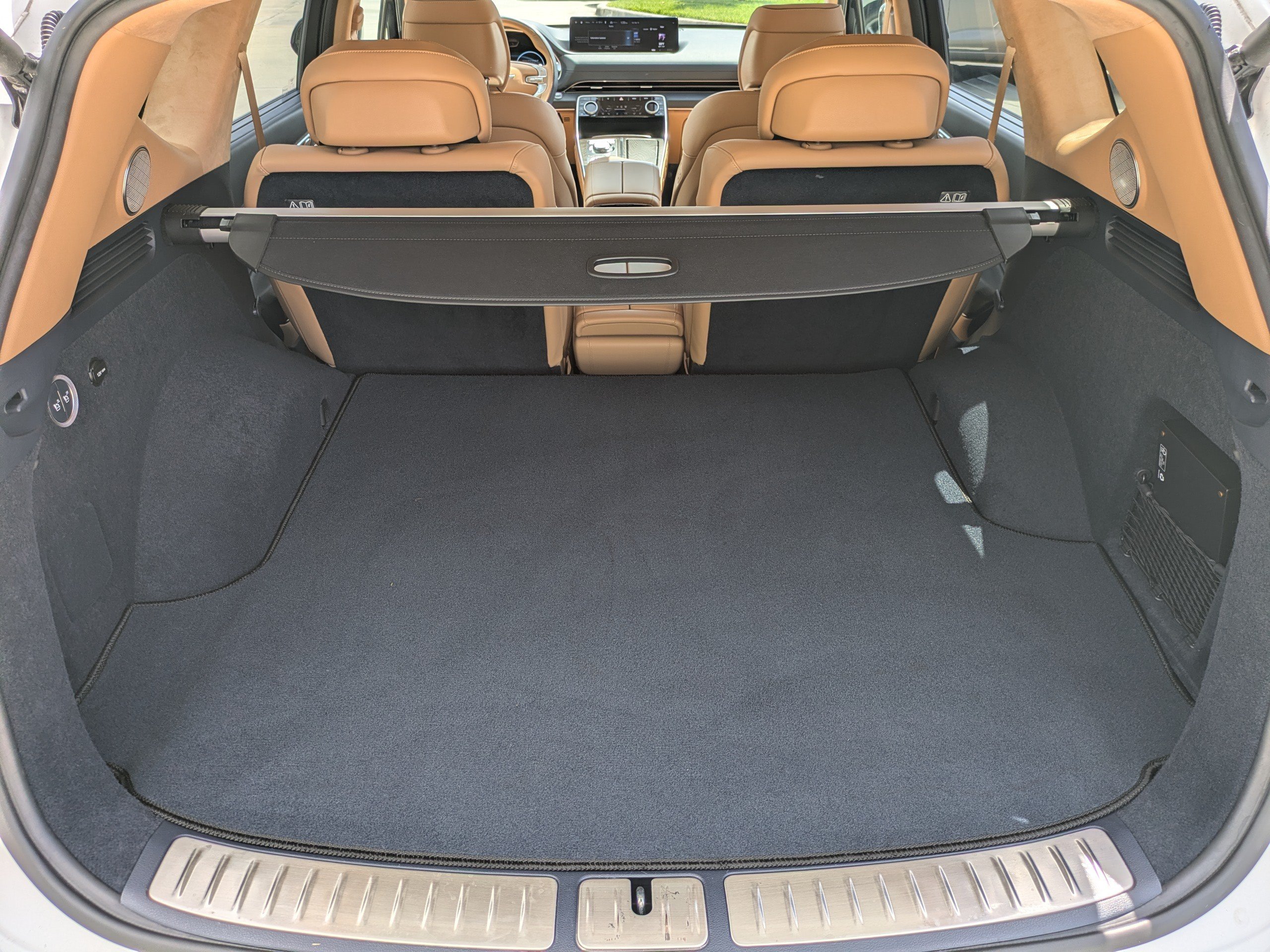 Certified 2024 Genesis GV80 3.5T Prestige Signature AWD/4WD image 11
