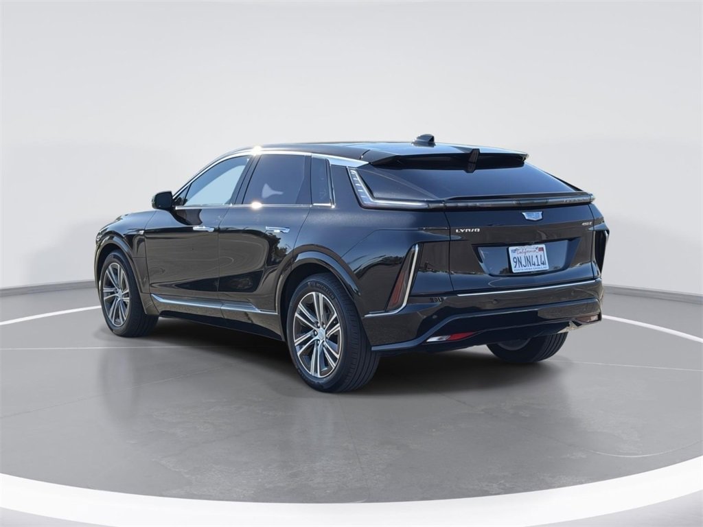 Used 2025 Cadillac Lyriq Luxury image 5