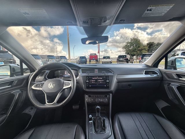 Used 2024 Volkswagen Tiguan SE FWD image 19
